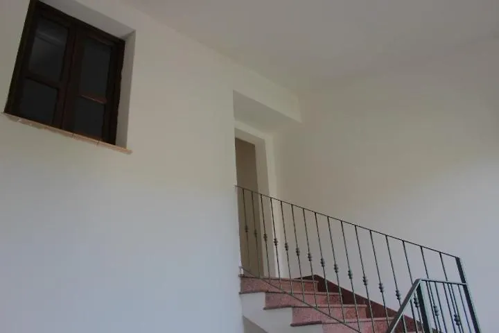 Casa Coronas-Domo De Zizzi Орозеи 0*,